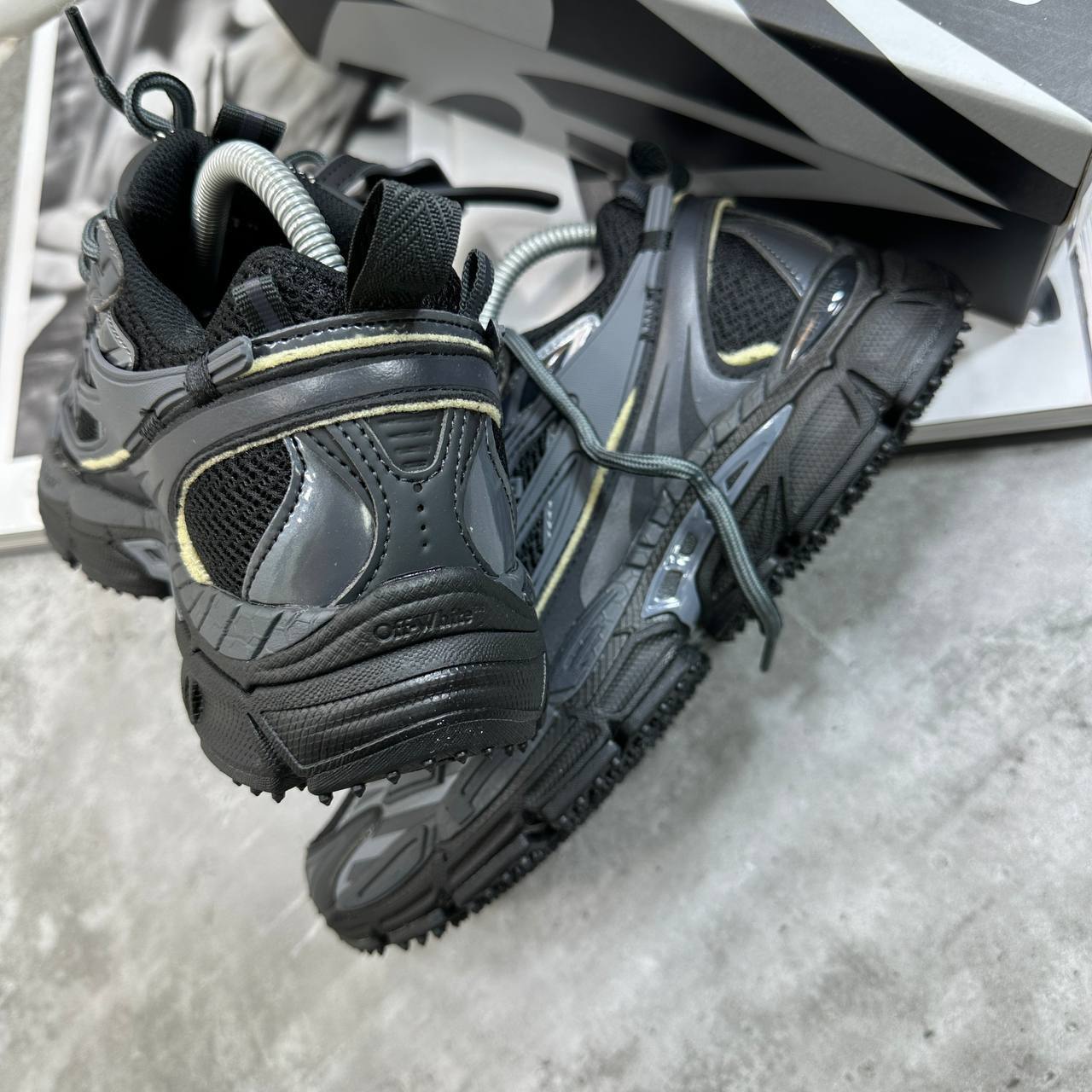 OF-WHITE TRAINER-BLACK