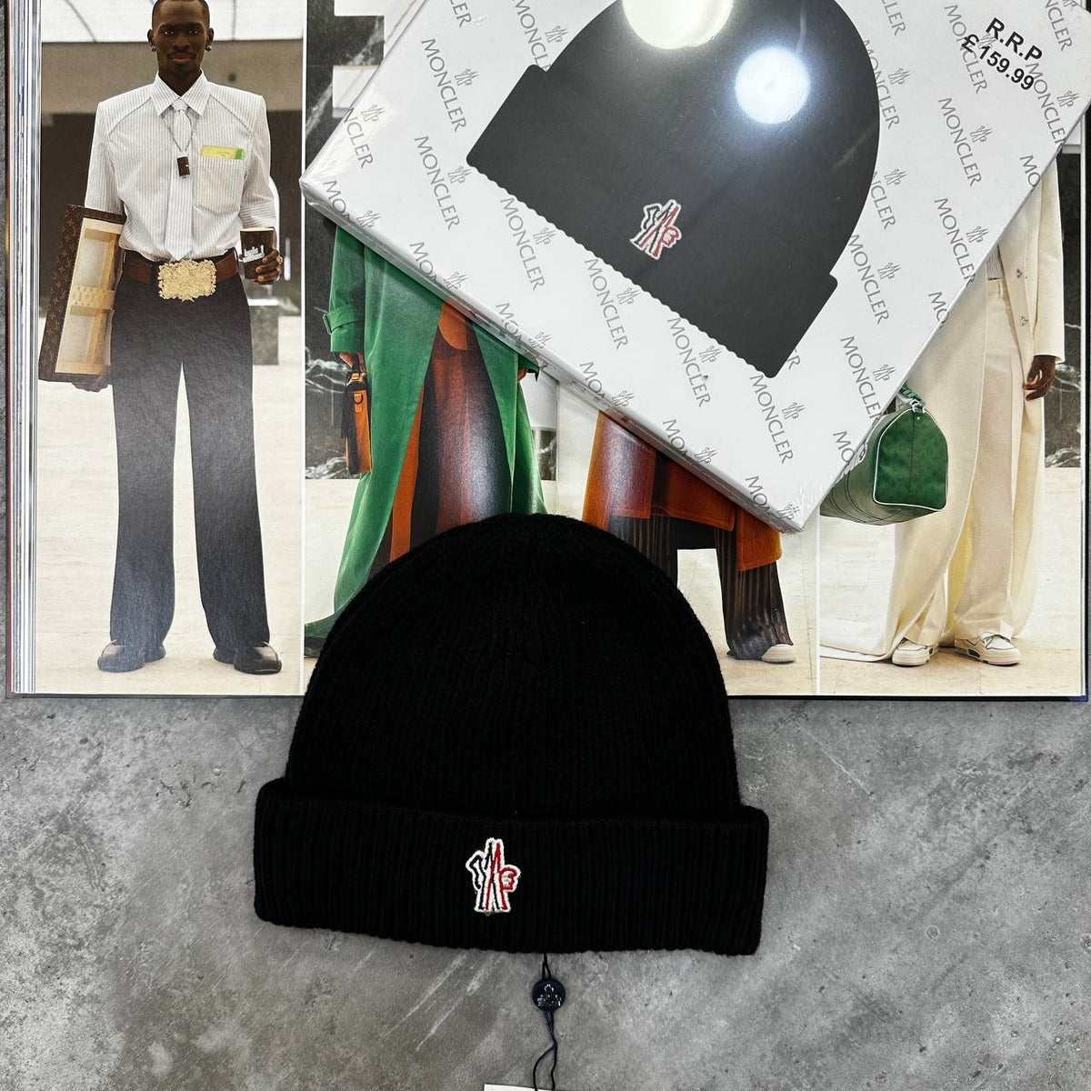 MNCLR BEANIE BLACK