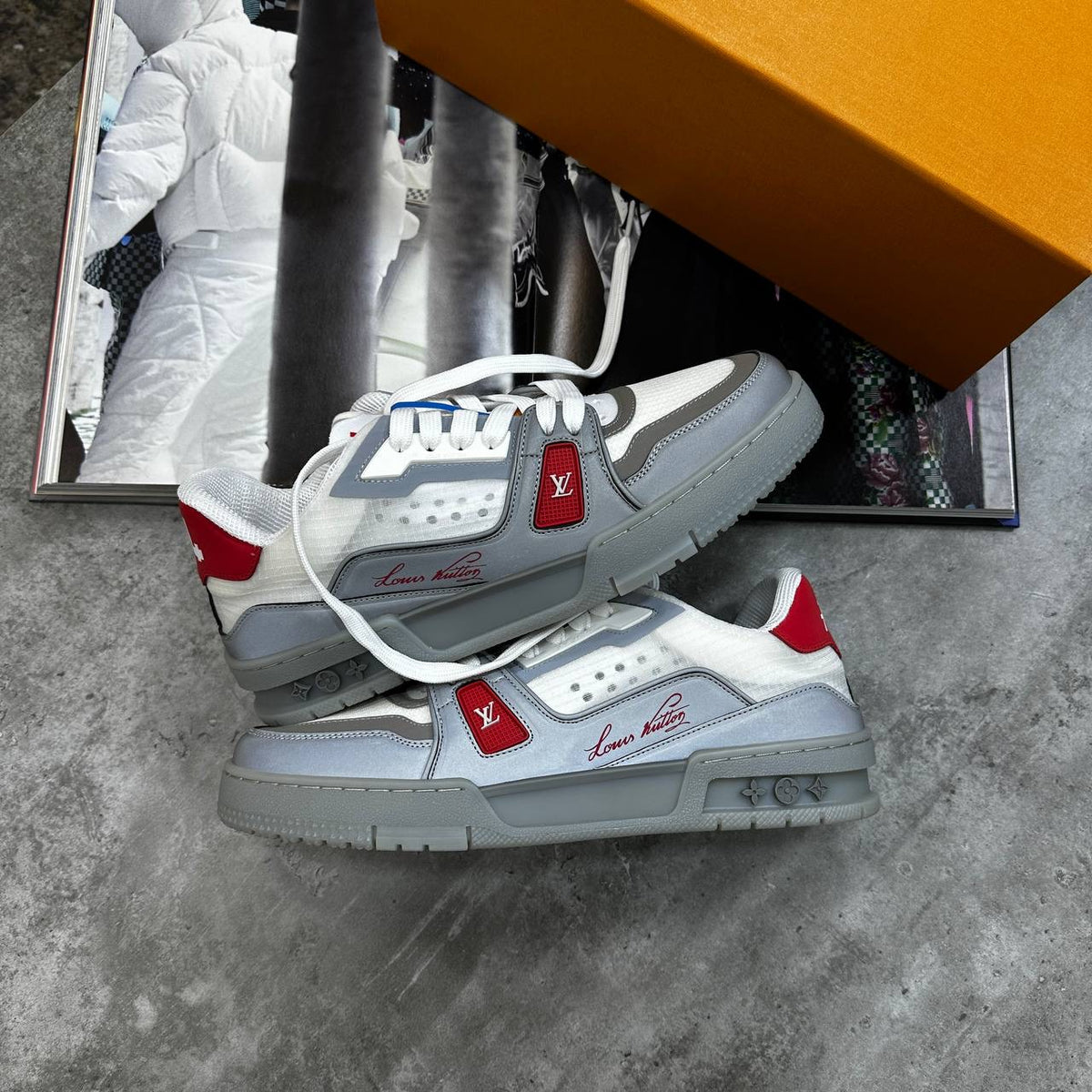 LVE TRAINER -GREY|RED
