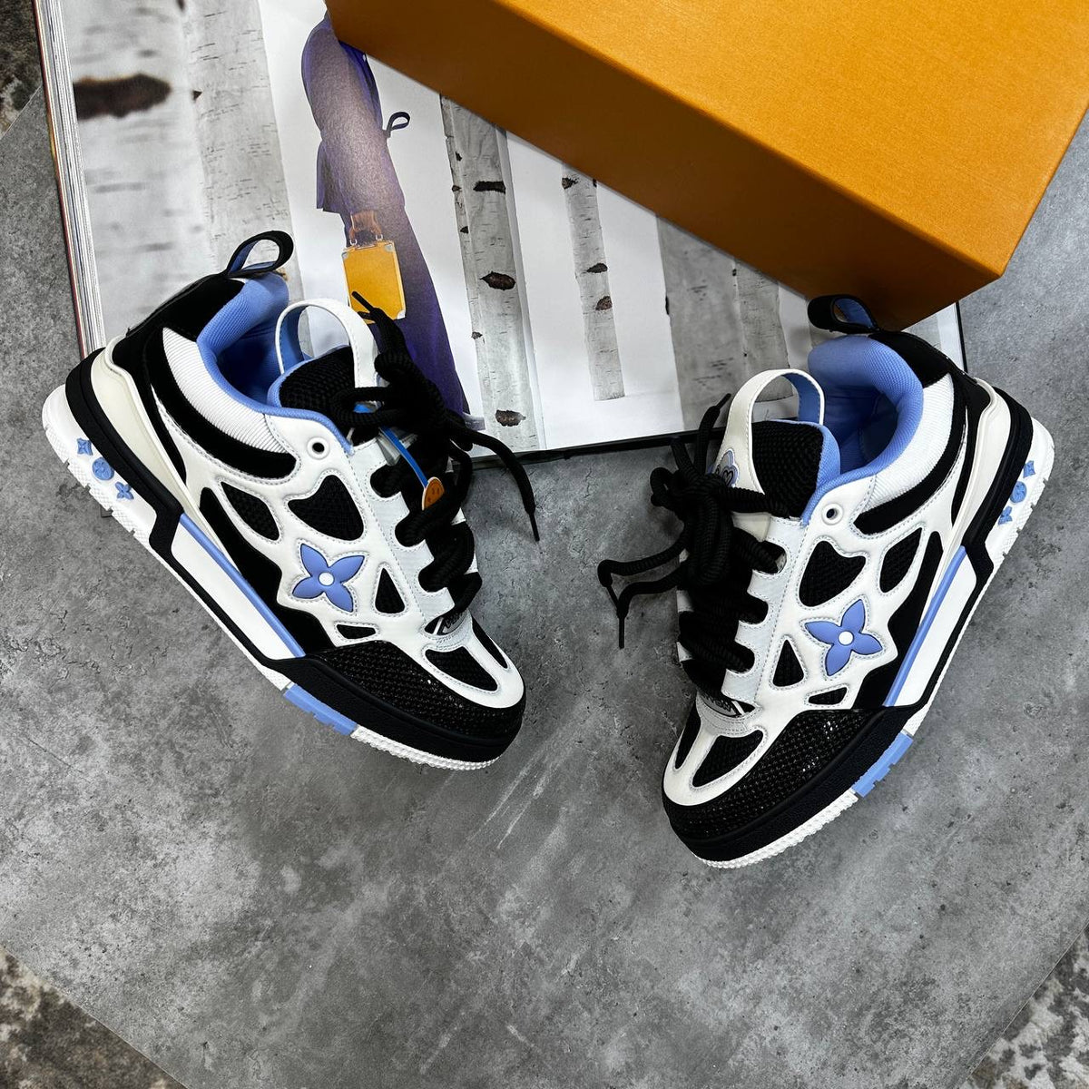 LVE TRAINER -BLACK|BLUE
