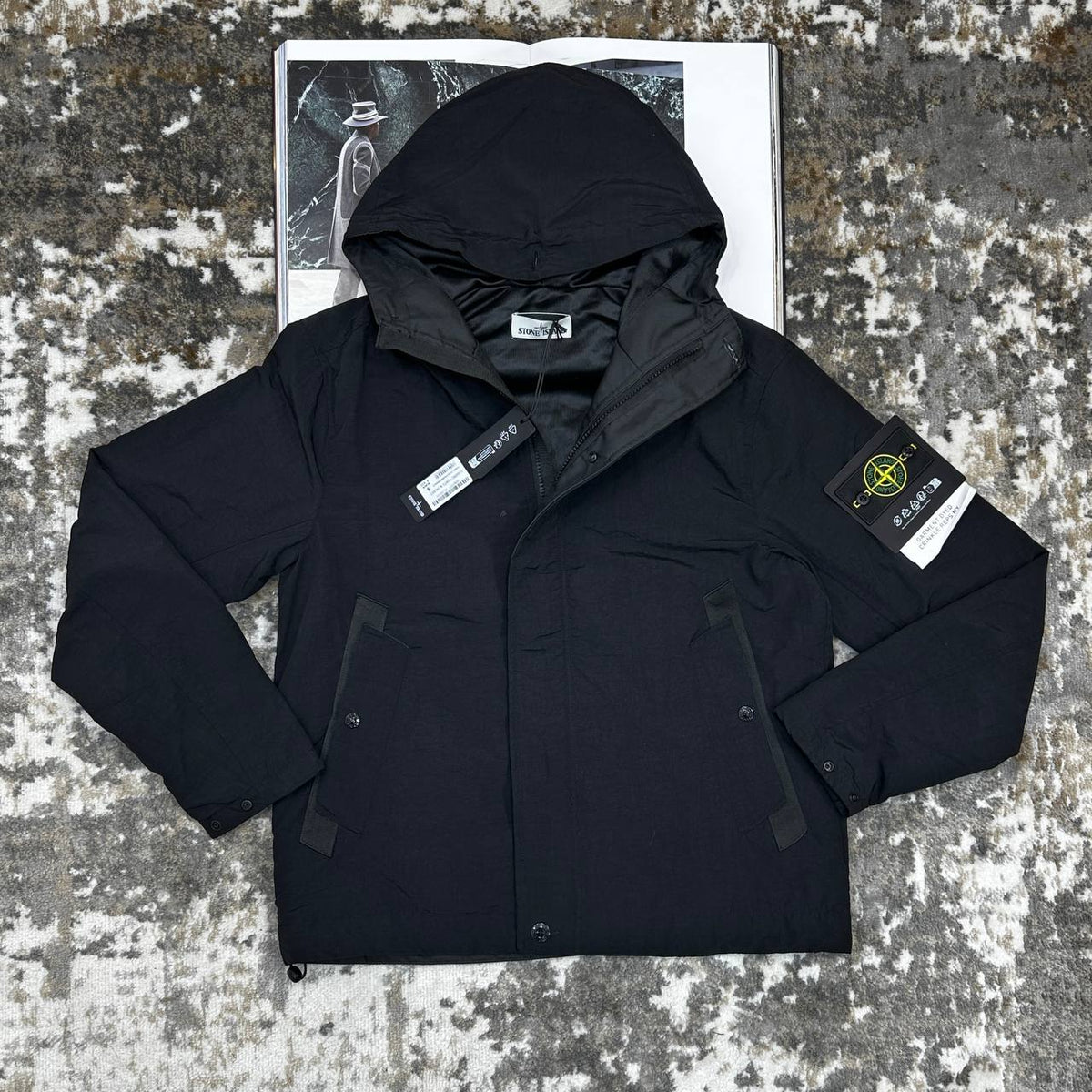 STNE COMPASS-BADGE JACKET-BLACK