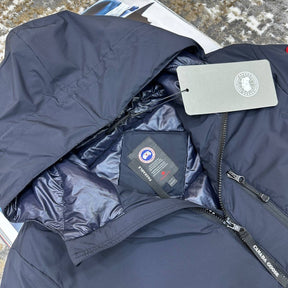 CNADA-GOOSE ZIP JACKET-NAVY WITH RED BADGE