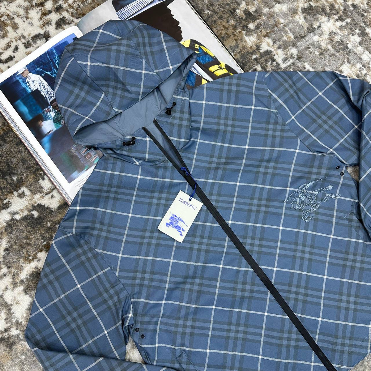 BURBERY REVERSE ABLE JACKET BLUE