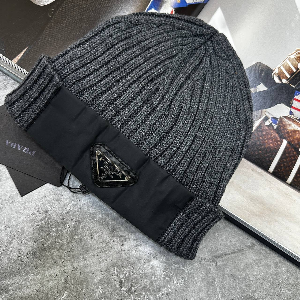 PRDA BEANIE DARK GREY