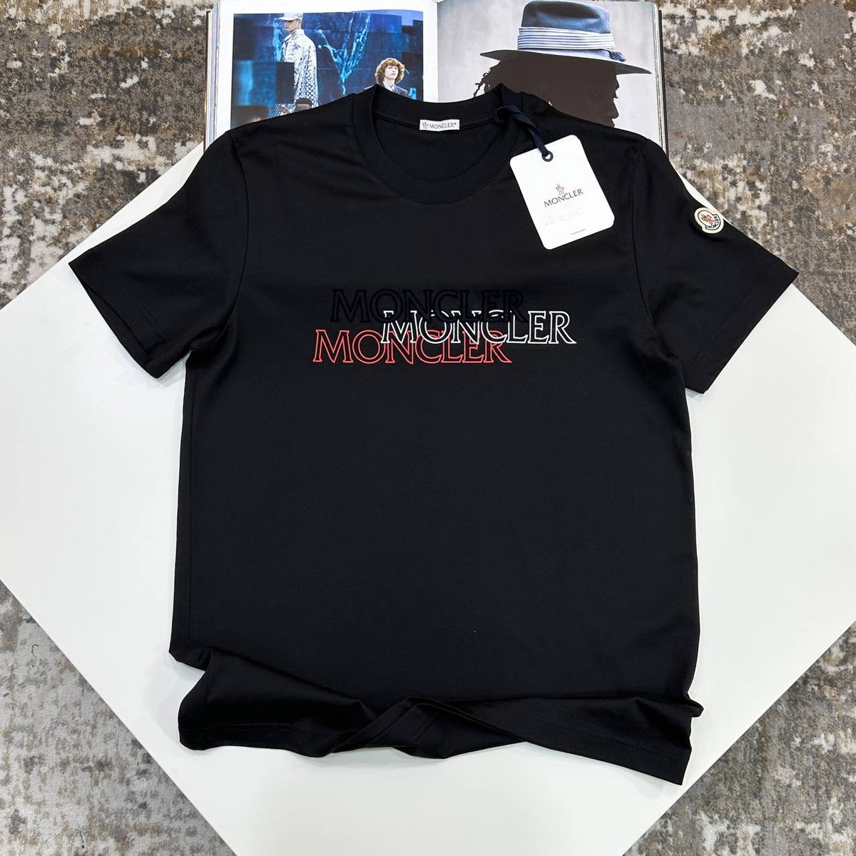 MNCLR FRONT LOGO TSHIRT-BLACK