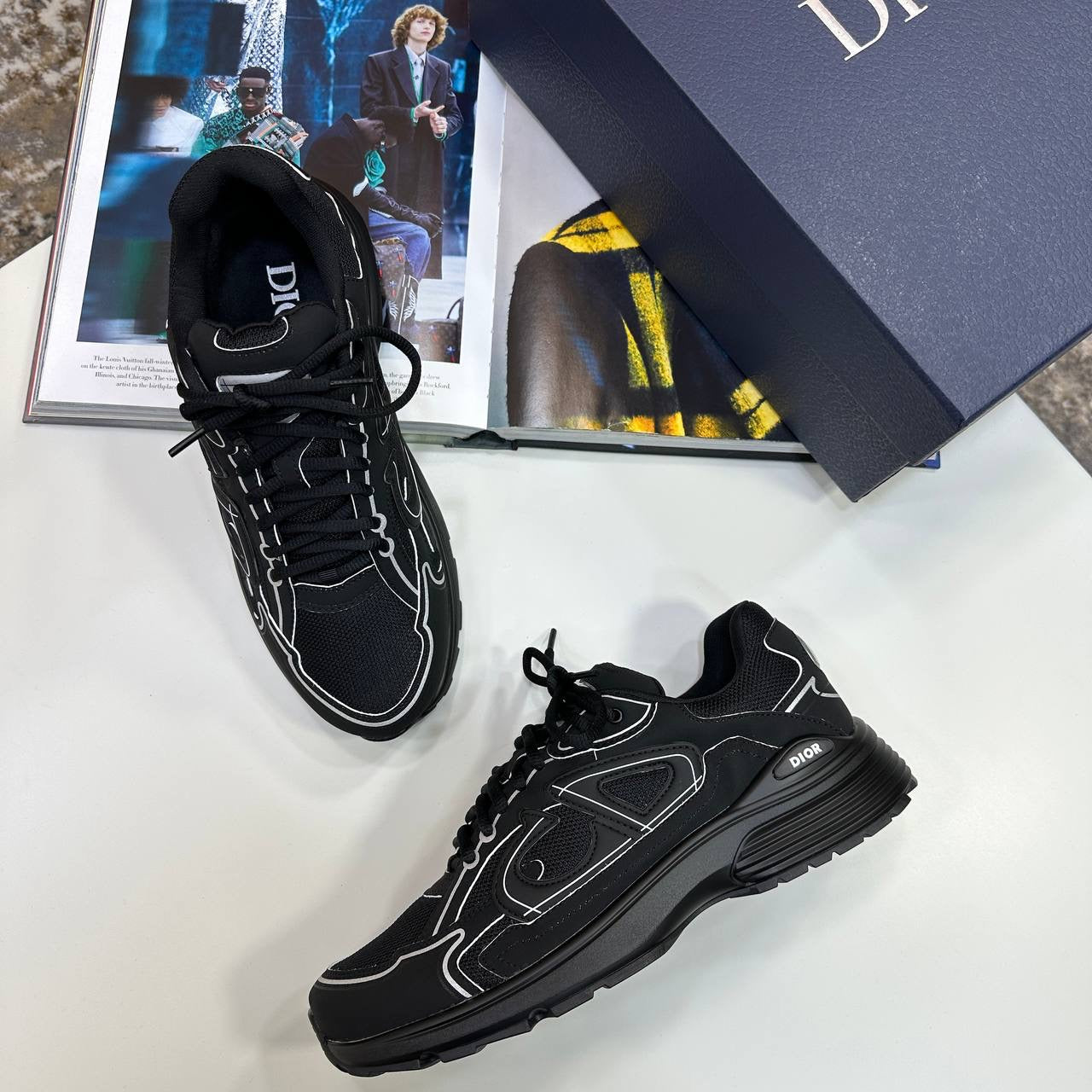 B30 TRAINER-ALL BLACK