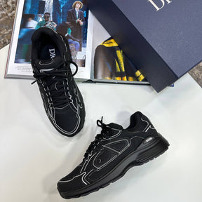 B30 TRAINER-ALL BLACK