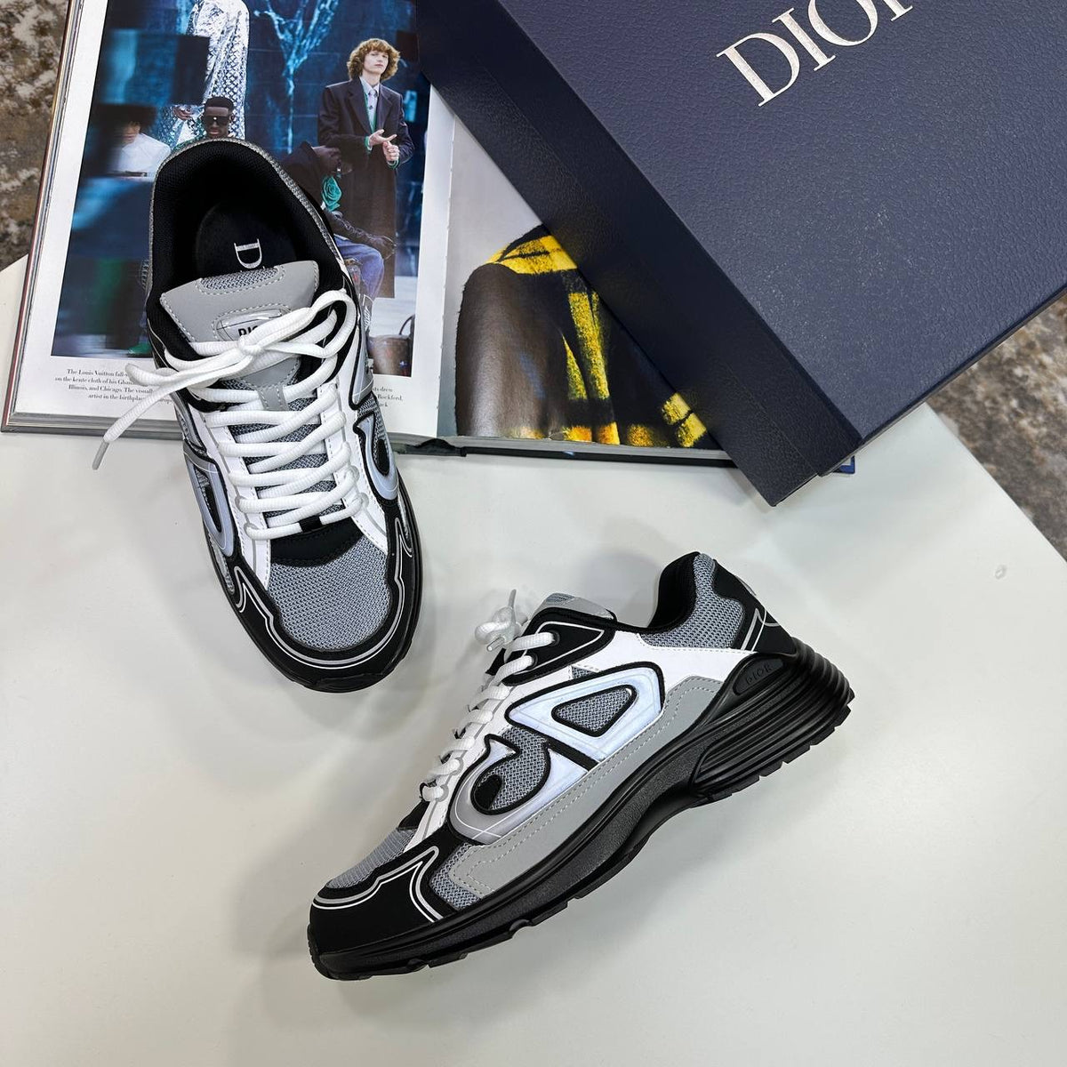 B30 TRAINER-GREY/BLACK