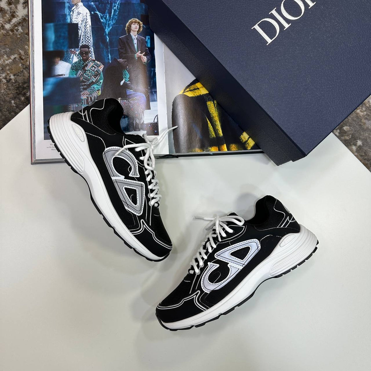 B30 TRAINER-BLACK/WHITE