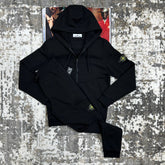 STNE  TRACKSUIT-BLACK