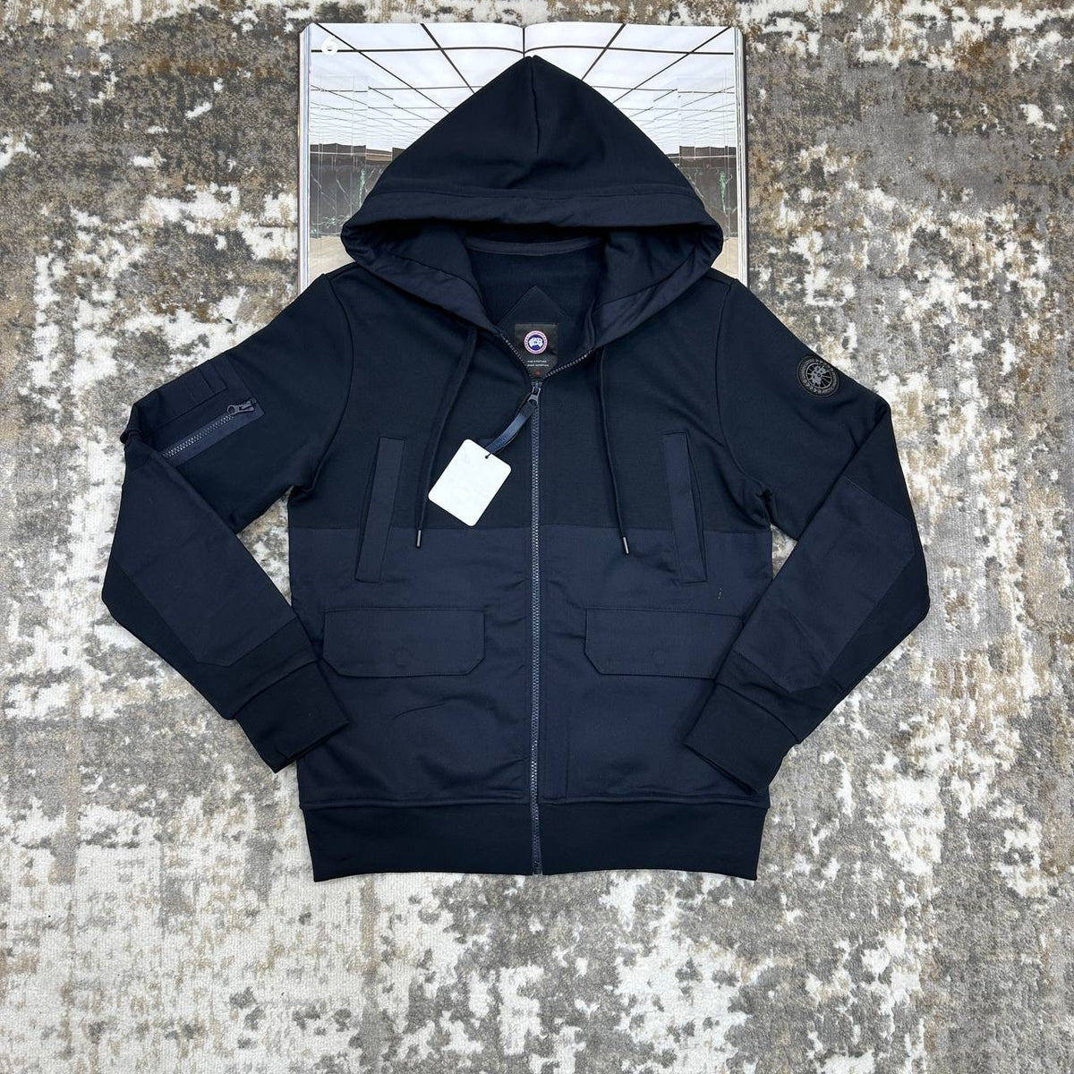 CNADA-GOOSE ZIP JACKET-NAVY WITH BLACK BADGE