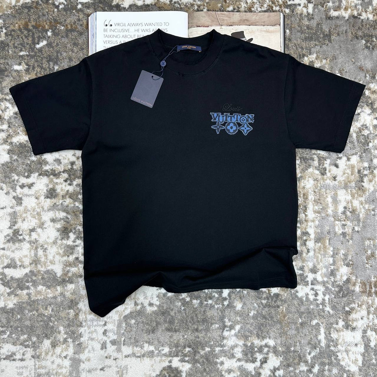 LUOS-VUTON EMBROIDERY TSHIRT-BLACK