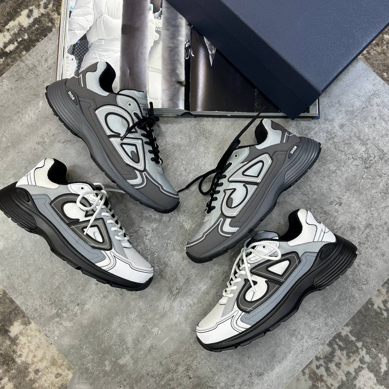 B-30 TRAINER ALL GREY