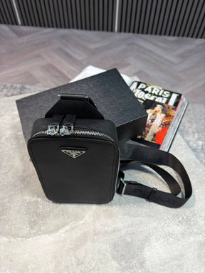 BRIQUE SAFFIANO MENS BAG BLACK