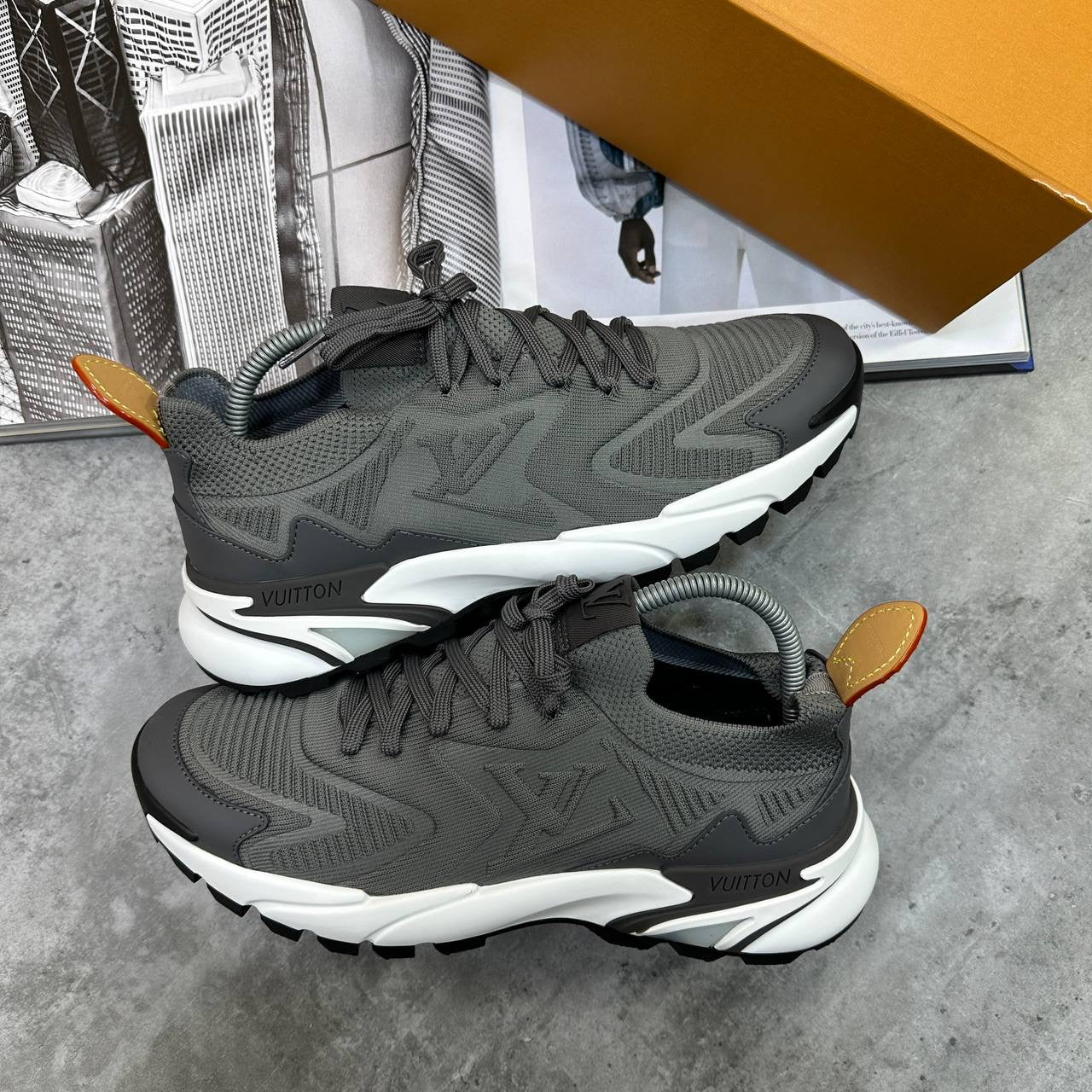 LVE TRAINER - GREY/WHITE