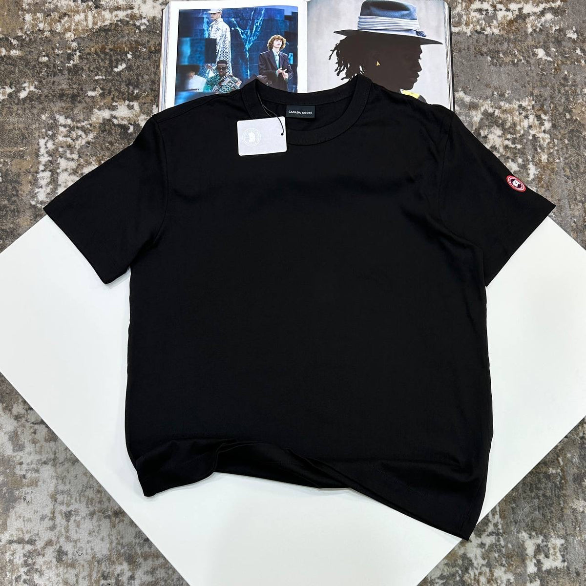 CG SIDE BADGE TSHIRT-BLACK