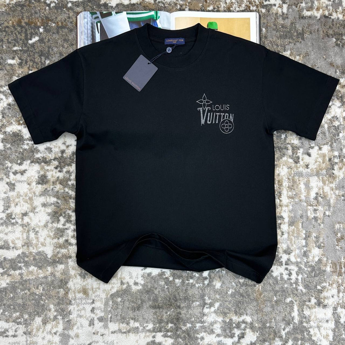 LUOS-VUTON EMBROIDERY TSHIRT-BLACK