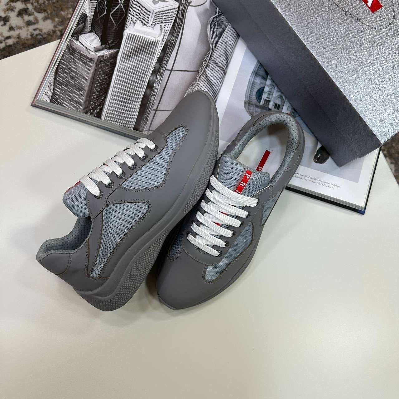 PRDA TRAINERS  ALL GREY
