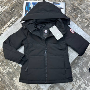 C.G RED BADGE CHELSEA PARKA JACKET-BLACK