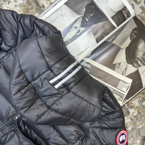 CNADA-GOOSE ZIP CROFTON JACKET-BLACK WITH RED BADGE