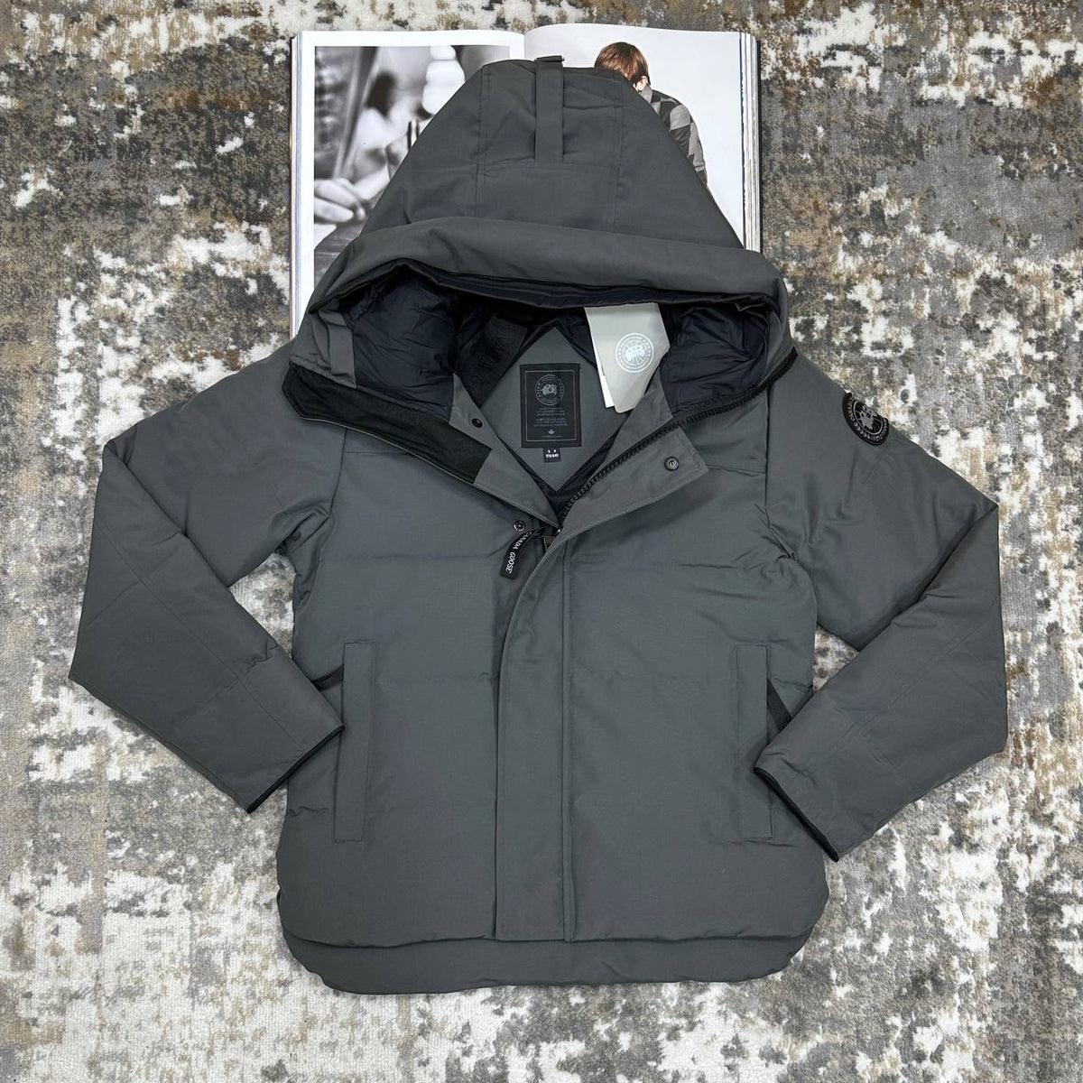 CANDA GOOSE MACMILLAN 
WITH DUCK DOWN FUR - DARK GREY