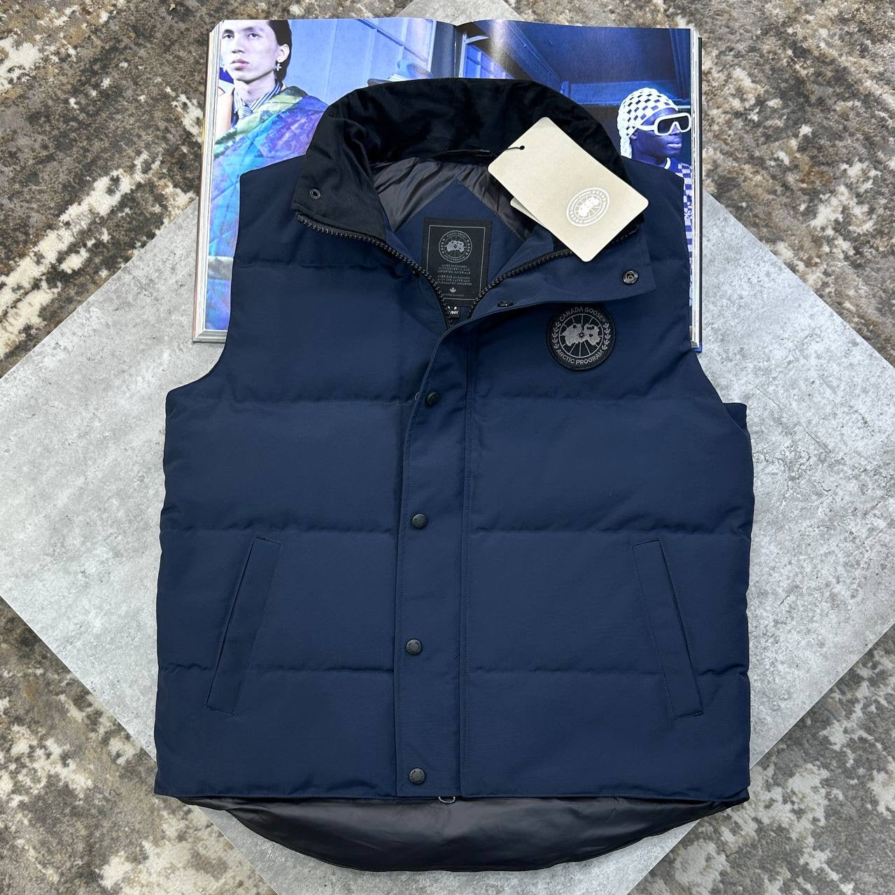 C.G BLACK BADGE BODYWARMER NAVY