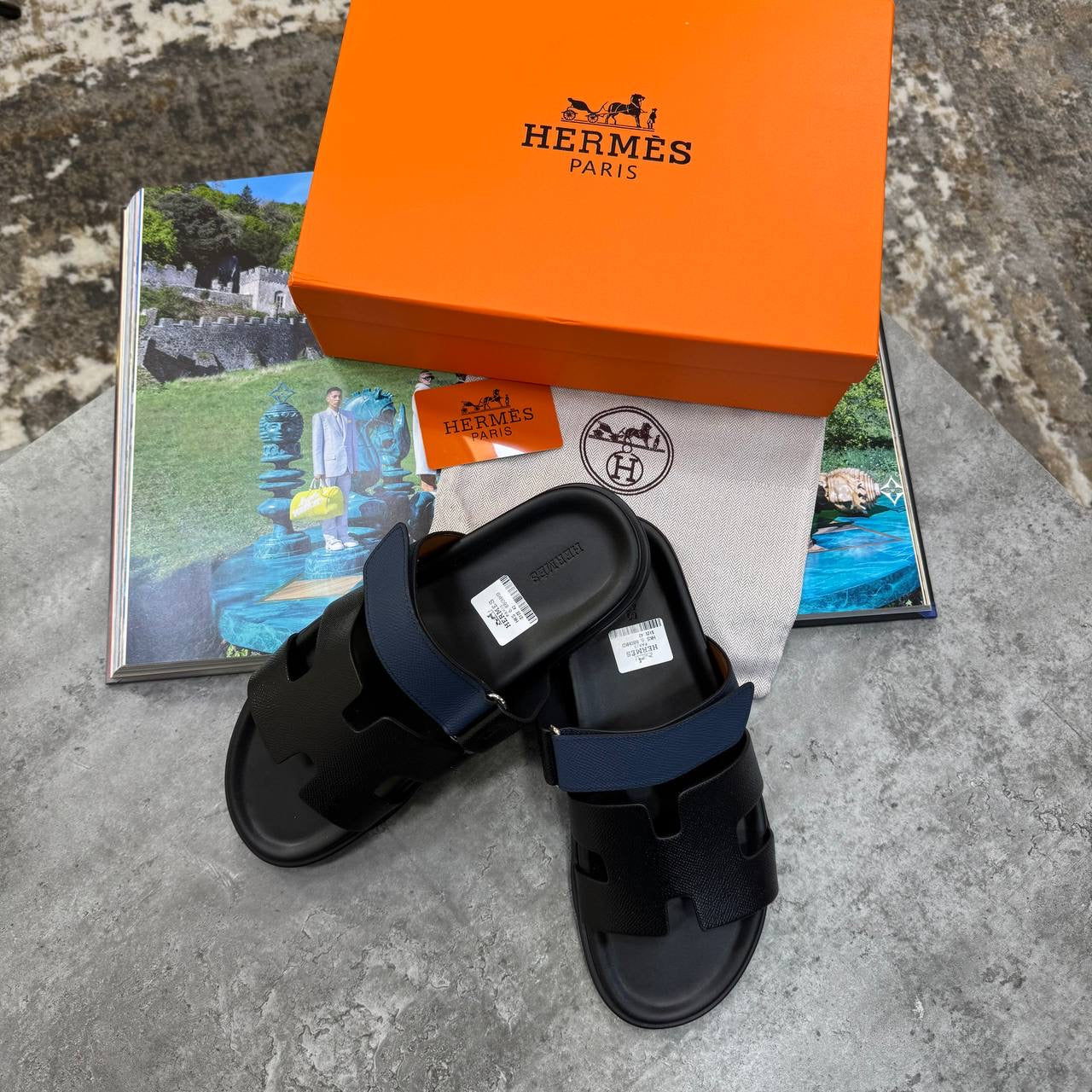 HRMS SLIPPERS MENS BLACK/NAVY
