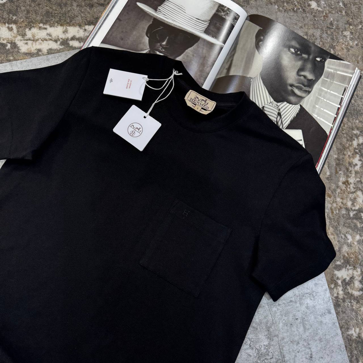 HRMS FRONT POCKET T-SHIRT BLACK