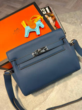 HMS MENS BAG NAVY