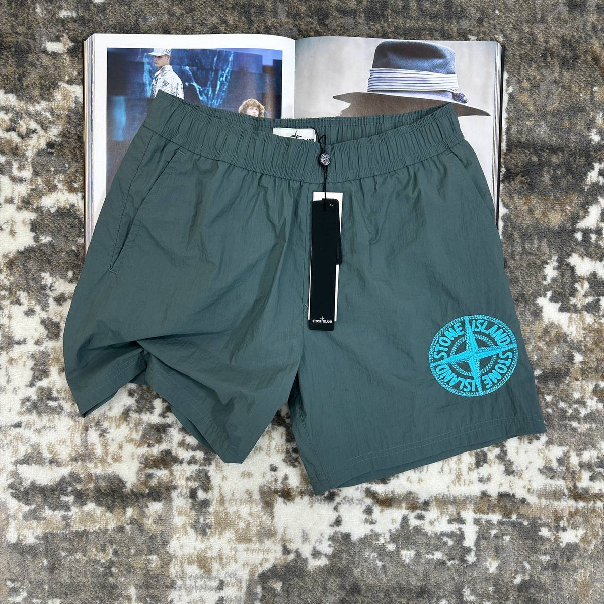 STNE SHORTS GREY