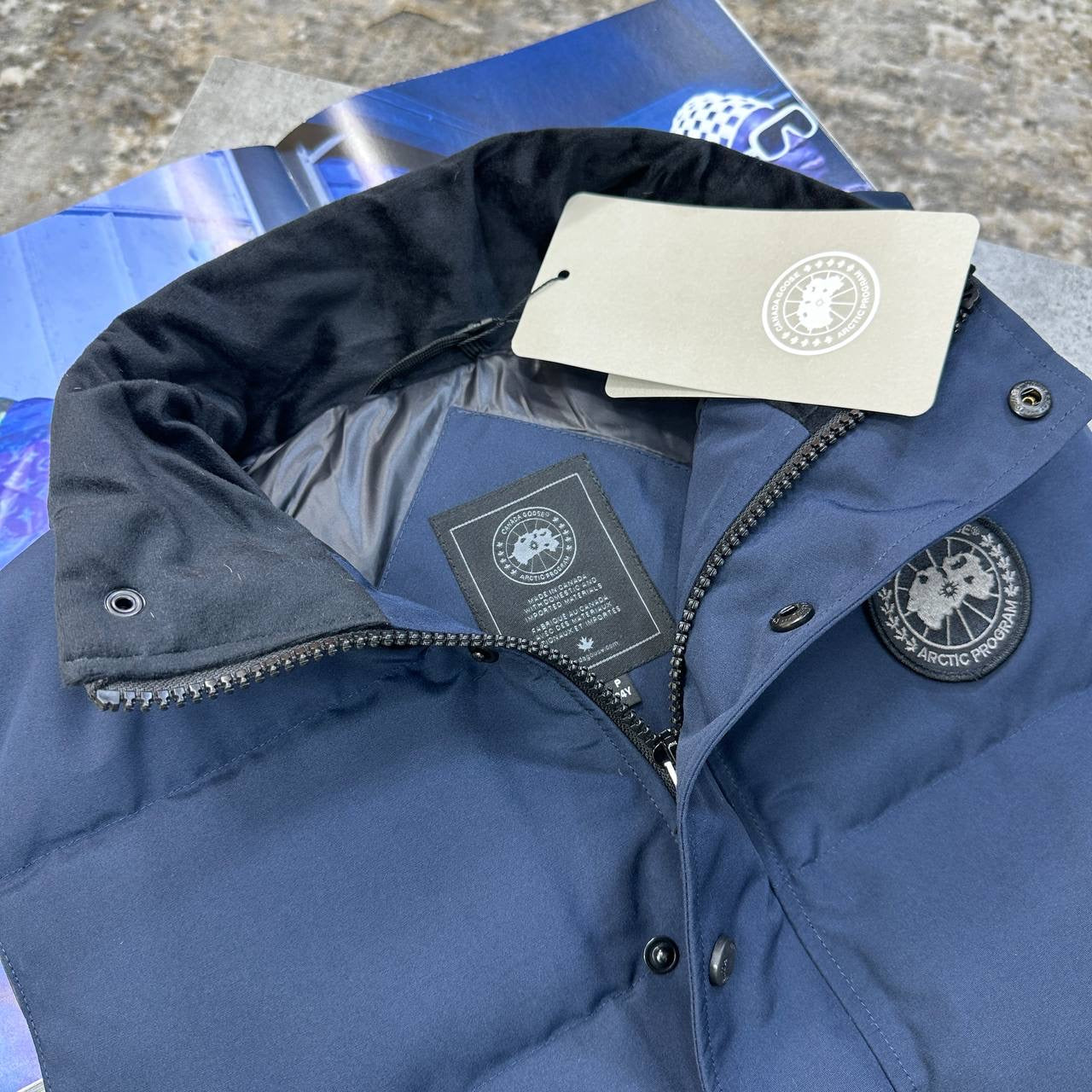 C.G BLACK BADGE BODYWARMER NAVY