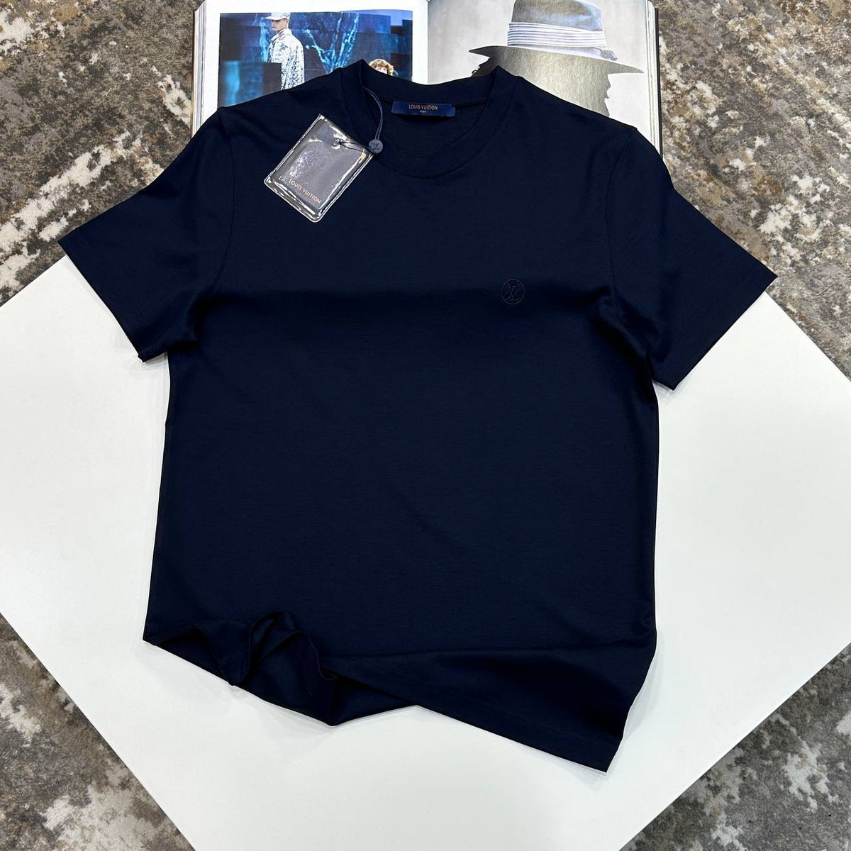 L.V TSHIRT-NAVY