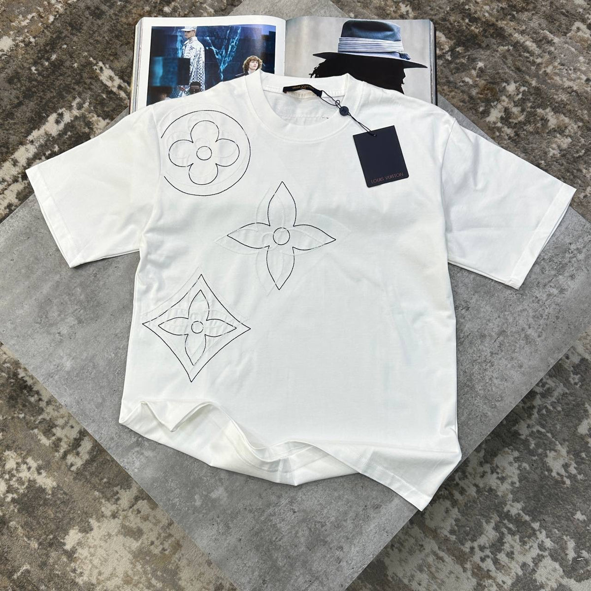 LVE TSHIRT-WHITE