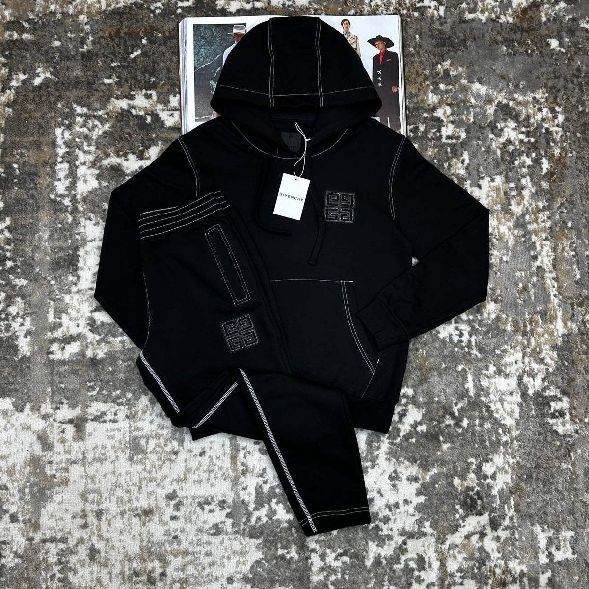 GIVENHY TRACKSUIT-BLACK