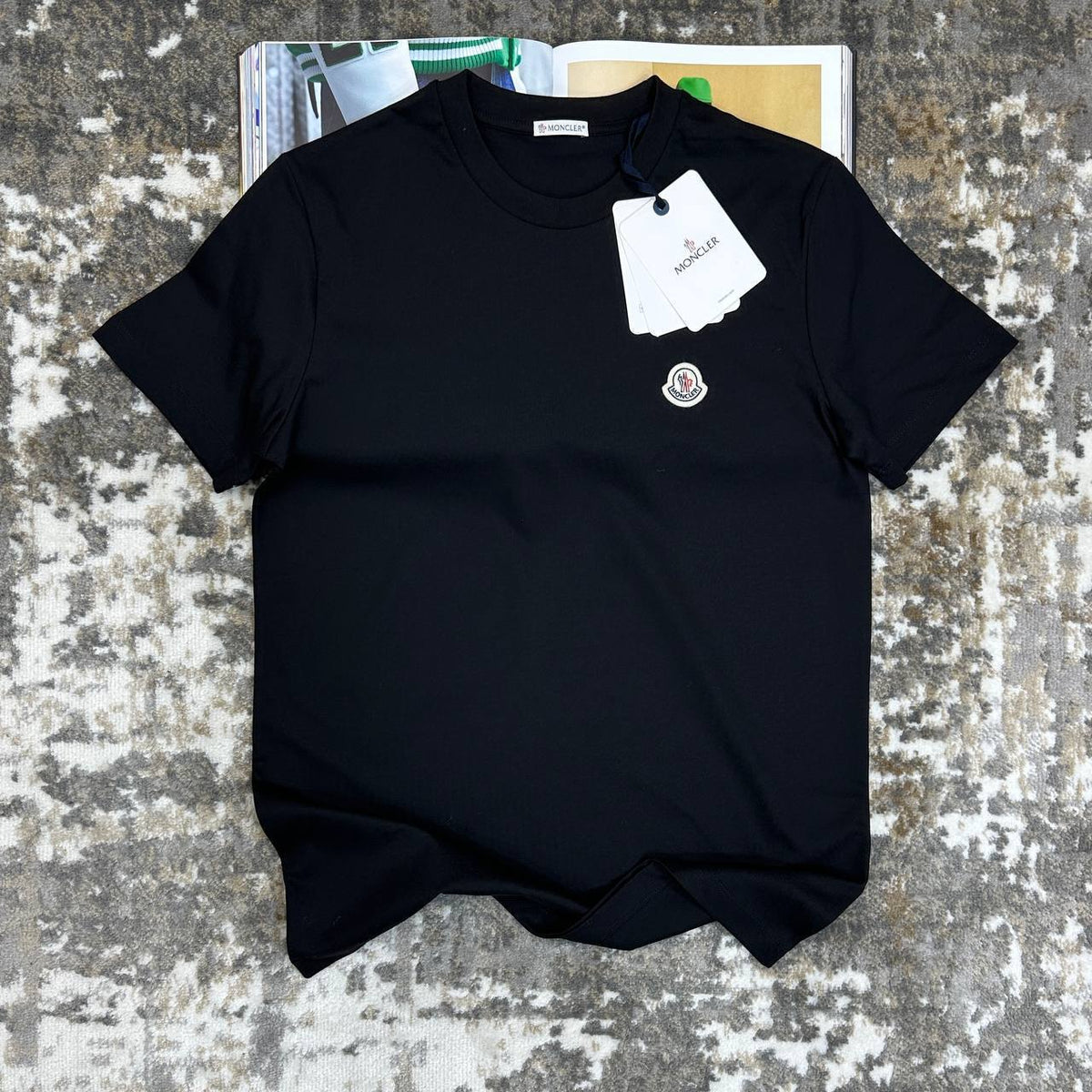 MNLCR TSHIRT-BLACK