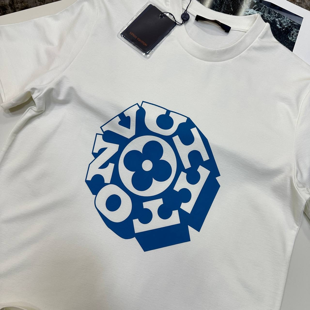 L.V TSHIRT WHITE