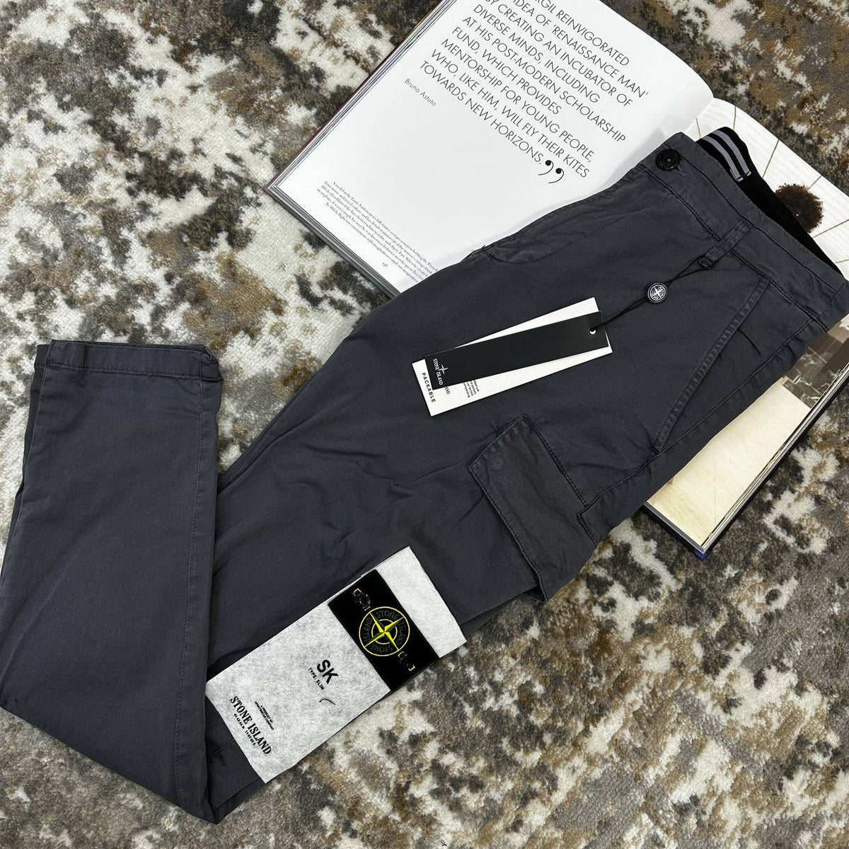 STNE CARGO PANTS-DARK GREY