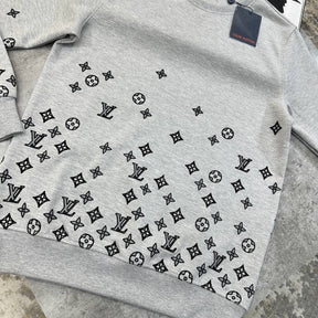 LVE DOWN EMBROIDERY JUMPER GREY
