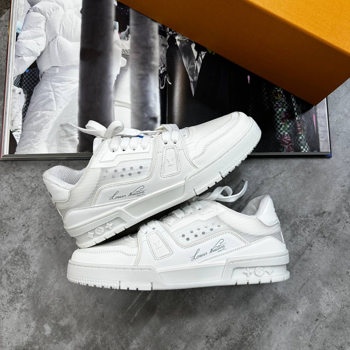 LVE TRAINER -ALL WHITE