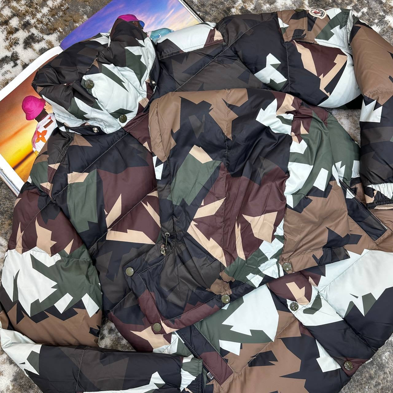 MNCLR FULL PUFFER JACKET-KHAKHI|WHITE