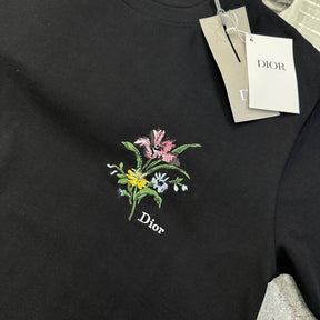 IOR FLOWER TSHIRT-BLACK