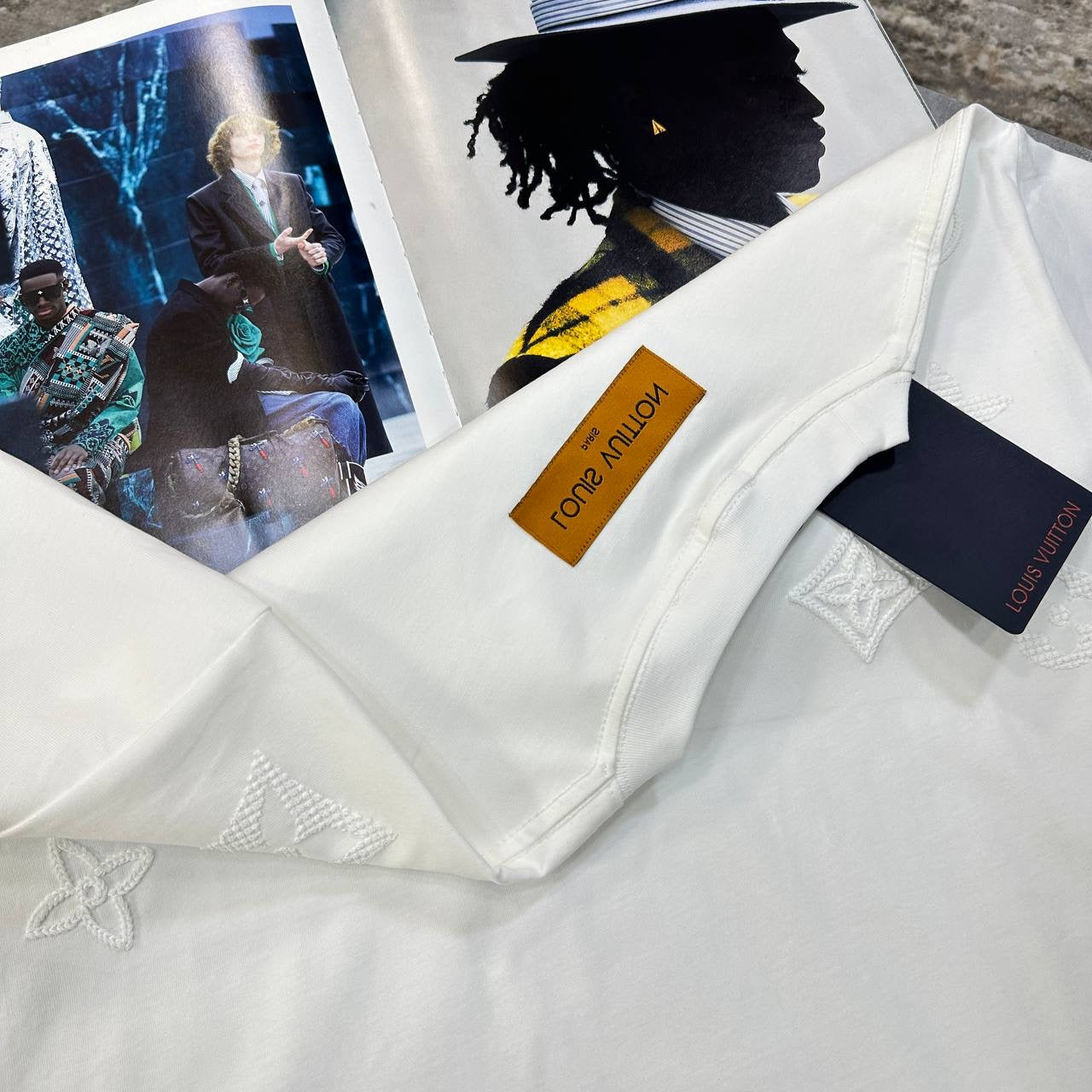 LVE TSHIRT-WHITE