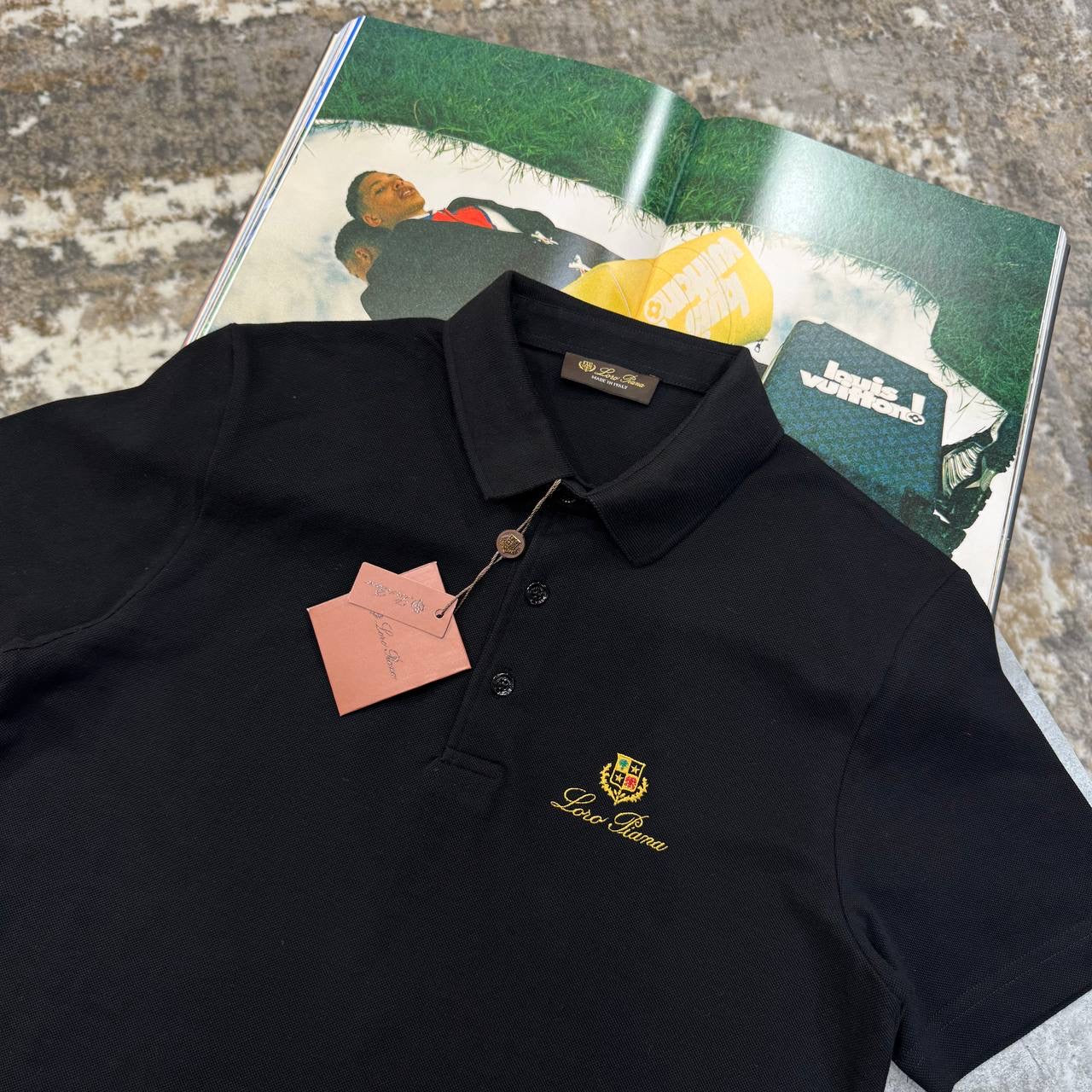 L.P FRONT BADGE POLO- BLACK