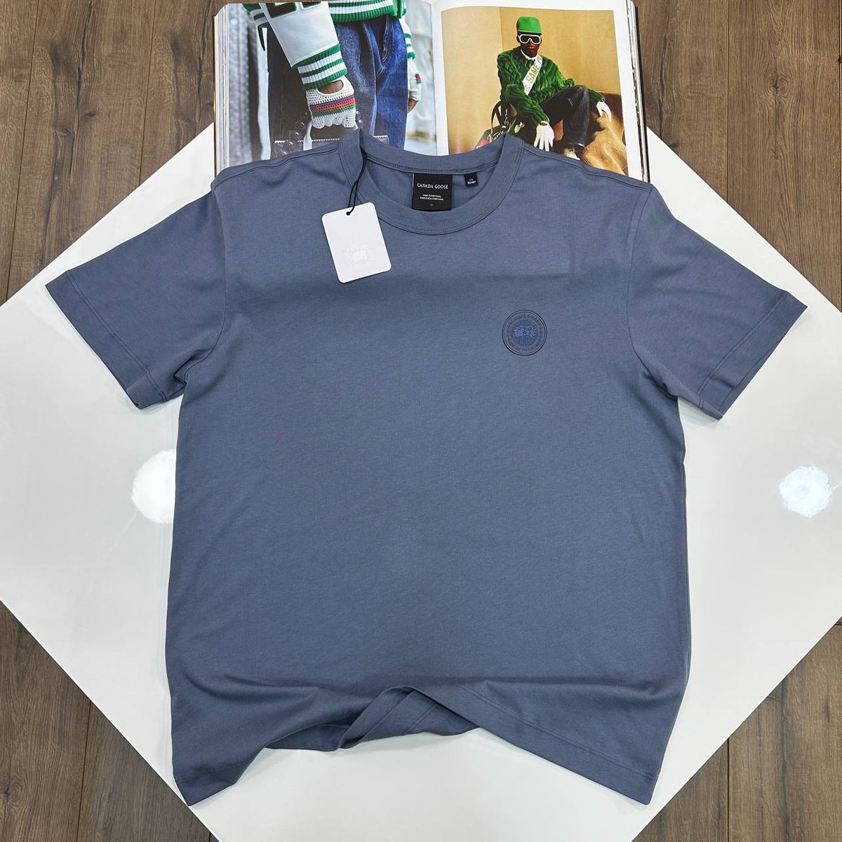 CG FRONT BADGE TSHIRT-PALE BLUE