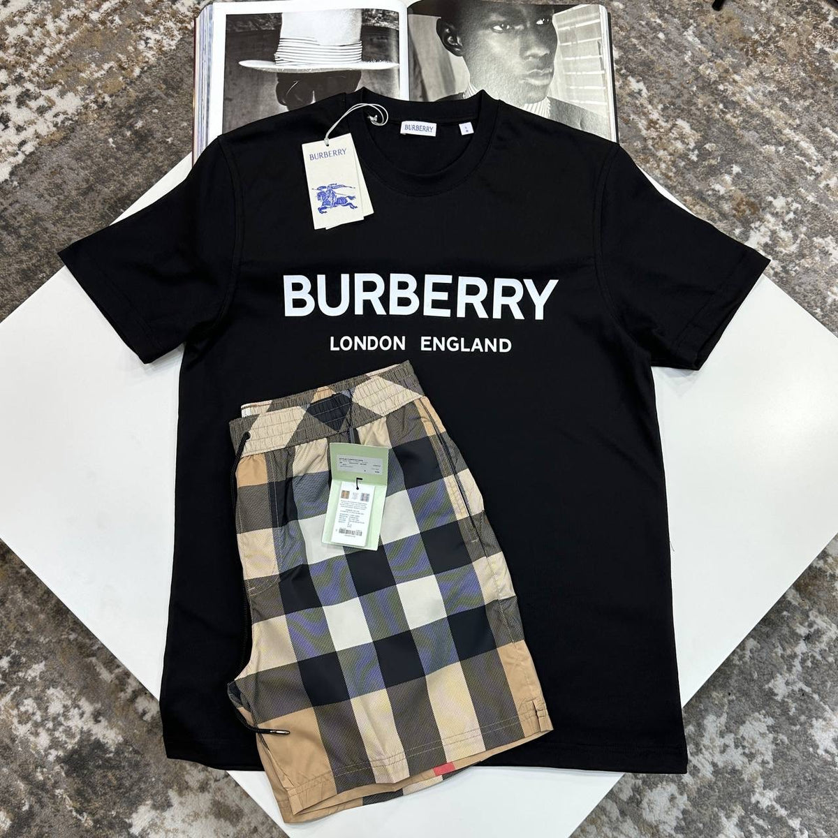 BURBERY SHORT SET BLACK/BEIGE