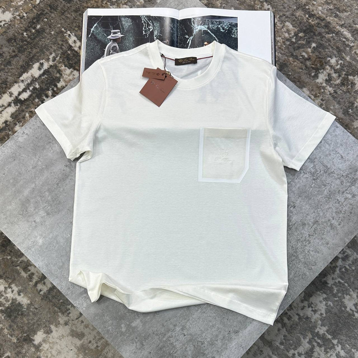 L|P FRONT POCKET TSHIRT WHITE