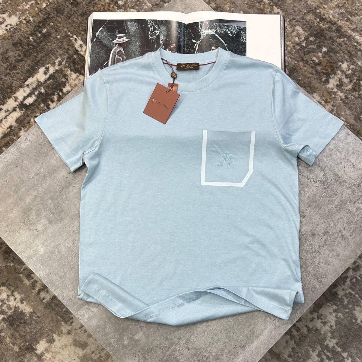 L|P FRONT POCKET TSHIRT LIGHTBLUE
