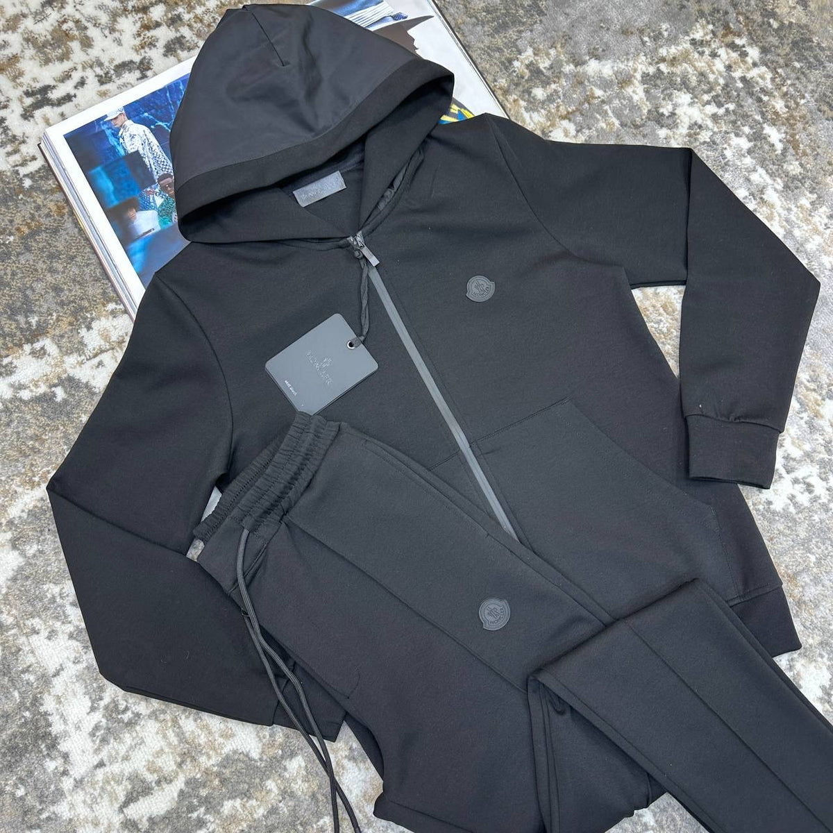 MNCLR  TRACKSUIT BLACK BADGE BLACK