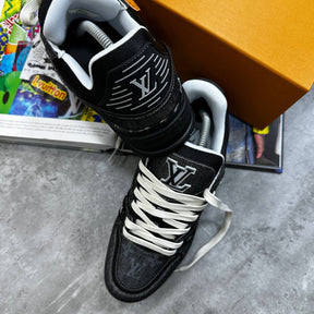 LVE TRAINER -BLACK