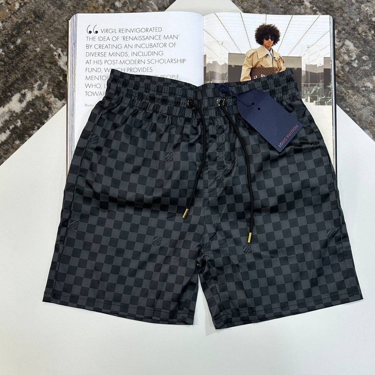 L.V SHORT SET WHITE/BLACK